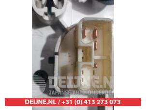 Toyota Rav-4 Kachel Bedieningspaneel O306424 foto 3