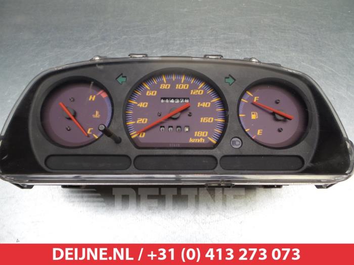 Daihatsu Young RV Tacho - Kombiinstrument KM O304939
