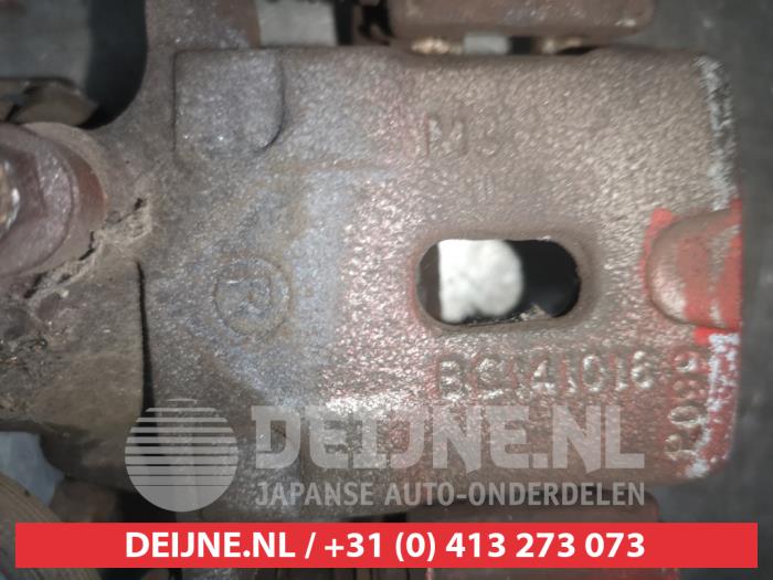 Hyundai Coupe Remklauw (Tang) links-voor O559594