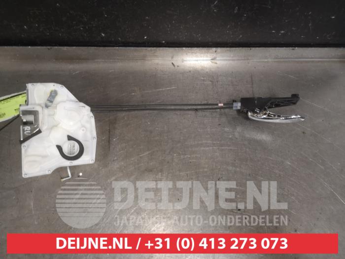 Suzuki Swift Deurslot Mechaniek 4Deurs rechts-voor O559671