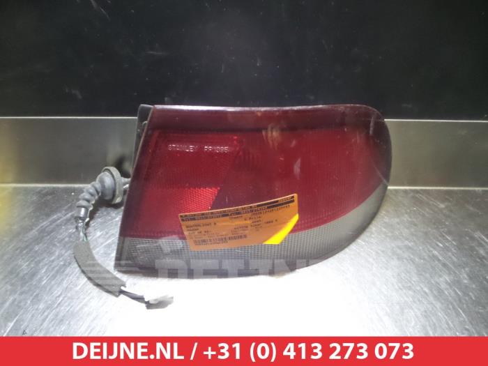 Mazda 626 Rücklicht rechts O298792