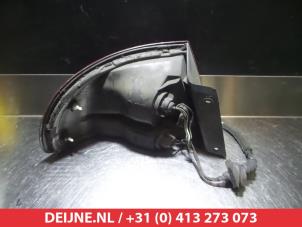 Mazda 626 Achterlicht rechts O298792 foto 2