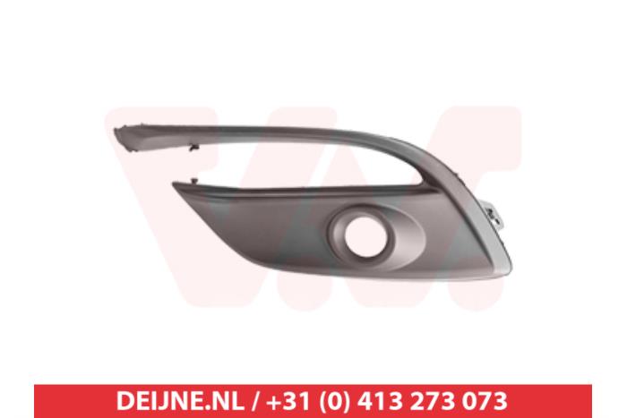 Mazda 3 Bumper grille O9990008274