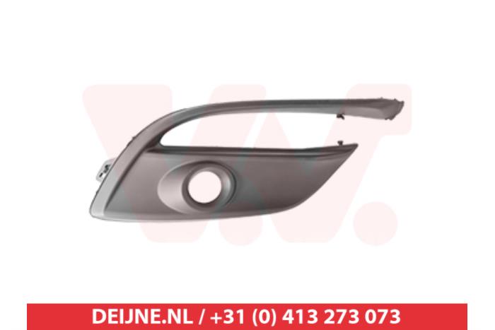 Mazda 3 Bumper grille O9990008275