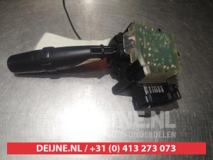 Toyota Avensis Verso Wiper switch O310385 photo 3