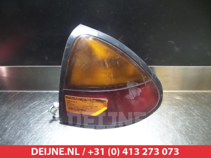 Mazda 323 Taillight, right O298767