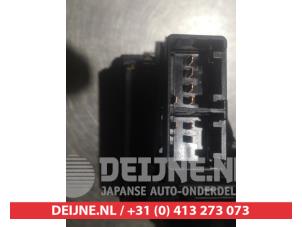 Toyota Yaris Ruitenwis Schakelaar O310342 foto 4