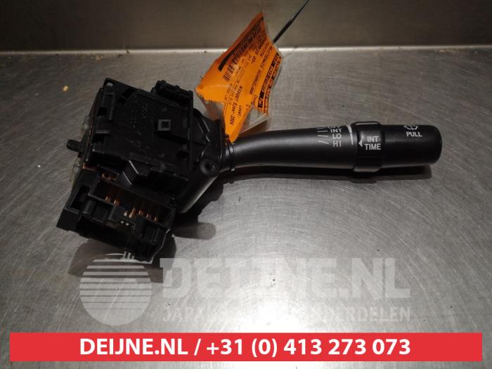 Toyota Avensis Ruitenwis Schakelaar O310316