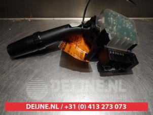 Toyota Avensis Ruitenwis Schakelaar O310325 foto 3
