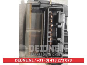Toyota Yaris Verso Scheibenwischer Schalter O310296 foto 4
