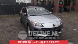 Mazda 3 Bumper grille O560227 photo 3