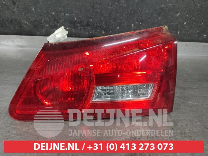 Lexus IS Heckklappenreflektor rechts O560286