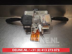 Subaru Legacy Steering column stalk O308623 photo 4