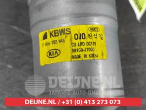 Kia XCeed Front wiper motor O560318 photo 3