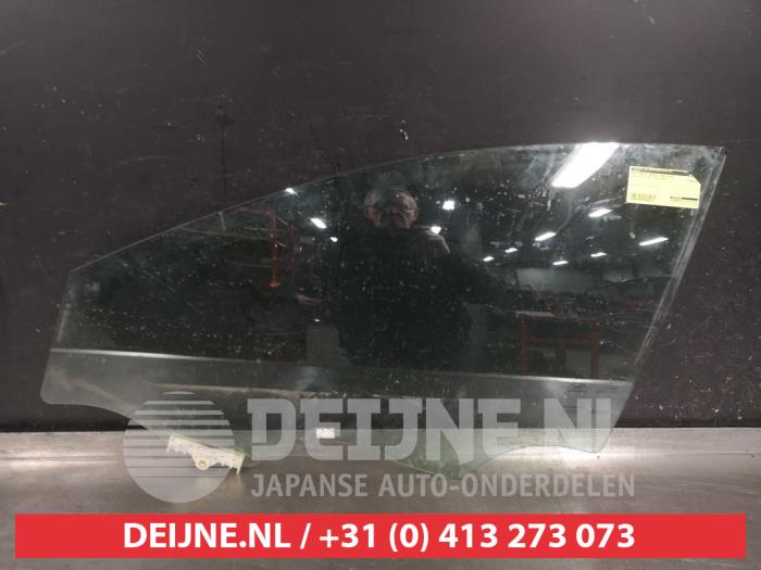 Kia XCeed Türscheibe 4-türig links vorne O560323