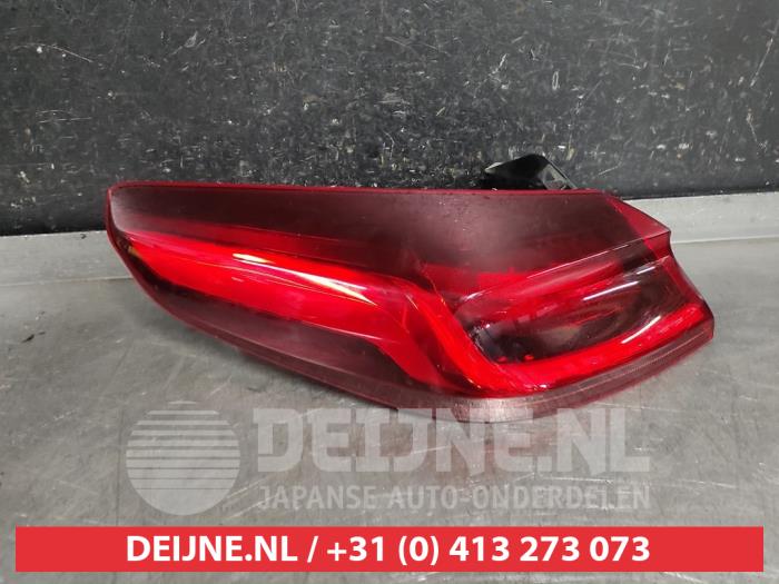 Kia XCeed Taillight, left O560331