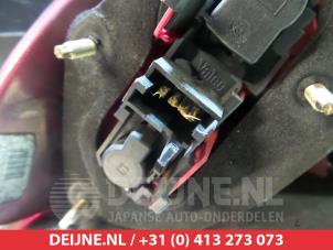 Toyota Avensis Achterlicht rechts O300254 foto 3