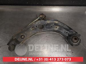Mazda CX-30 Front lower wishbone, right O560385 photo 2