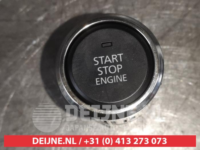 Mazda MX-5 Start/Stop schakelaar O560434