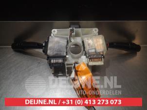 Subaru Impreza Steering column stalk O308597 photo 4
