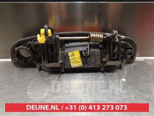 Hyundai Getz Portiergreep 2Deurs links O277186 foto 2