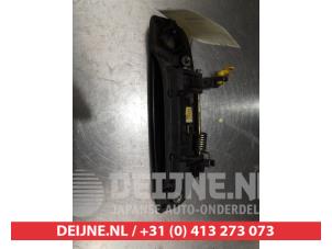 Hyundai Getz Portiergreep 2Deurs links O277187 foto 2