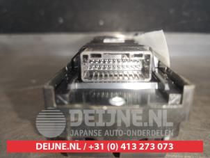 Lexus IS Multi-functional window switch O560469 photo 3