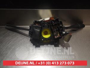 Nissan King Cab Steering column stalk O308559 photo 4