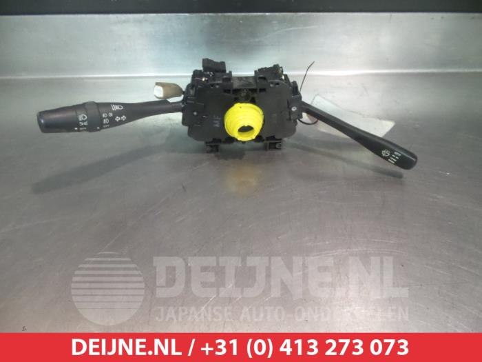 Nissan King Cab Steering column stalk O308560