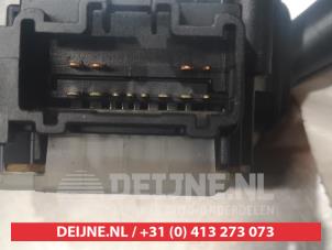 Toyota Previa Ruitenwis Schakelaar O310231 foto 4