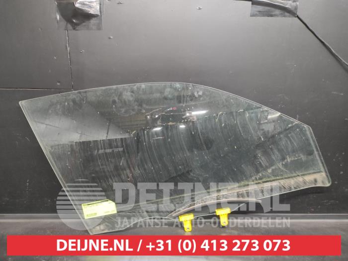 Suzuki Vitara Portierruit 4Deurs rechts-voor O560586