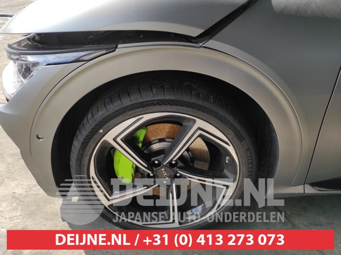 Kia EV6 Schmutzfänger Leiste O560659