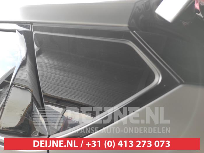 Kia EV6 Zusätzliches Fenster 4-türig links hinten O560691