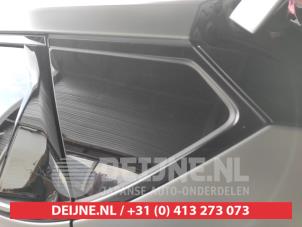 Gebruikte Extra Ruit 4Deurs links-achter Kia EV6 77 kWh GT AWD Prijs op aanvraag aangeboden door V.Deijne Jap.Auto-onderdelen BV