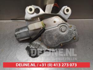 Nissan Terrano Rear wiper motor O301086 photo 2