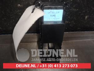 Suzuki SX-4 Multi-functional window switch O560842 photo 2