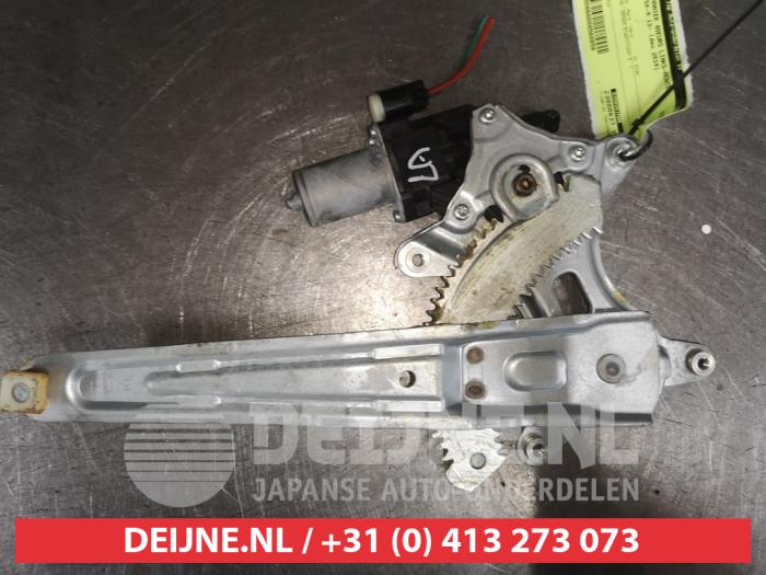 Suzuki SX-4 Ruitmechaniek 4Deurs links-achter O560858