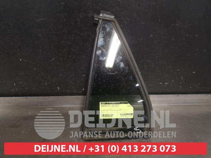 Suzuki SX-4 Driehoeks Ruit links-achter O560861