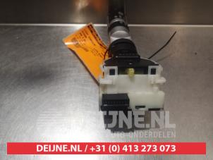 Nissan 350 Z Light switch O306837 photo 2