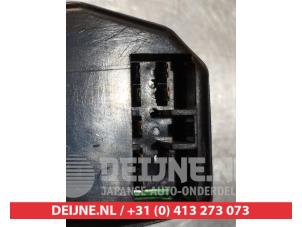 Hyundai Coupe Multi-functional window switch O311505 photo 2