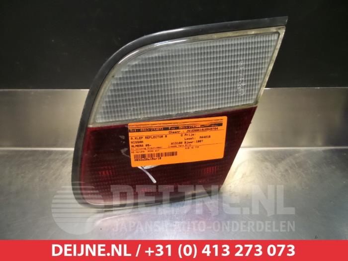 Nissan Almera Heckklappenreflektor rechts O297104