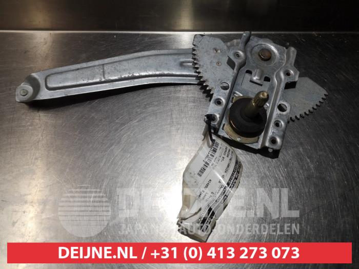 Mazda Demio Fenstermechanik 4-türig links hinten O290280