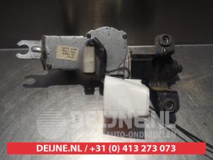 Nissan Patrol Ruitenwissermotor achter O301076 foto 2
