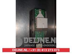 Suzuki Liana Multi-functional window switch O312287 photo 2