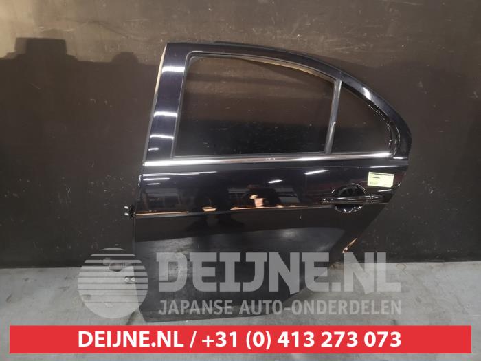Mitsubishi Lancer Portier 4Deurs links-achter O561101
