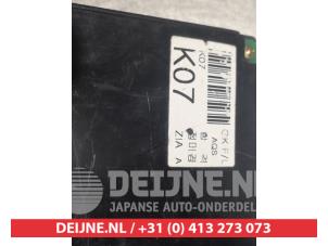 Hyundai Coupe Kachel Bedieningspaneel O305531 foto 4