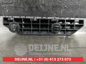Isuzu D-MAX Stoßstangenstütze rechts hinten O561157 foto 2