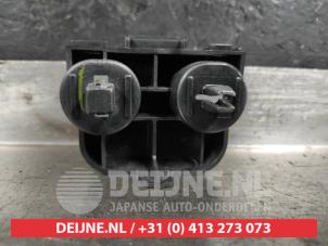 Isuzu D-MAX Stoßstangenstütze links hinten O561201 foto 2