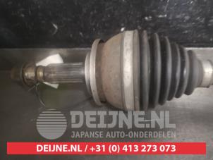 Lexus CT 200h Aandrijfas links-voor O561259 foto 2