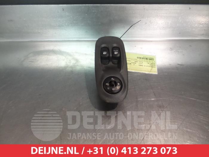 Hyundai Accent Multi-functional window switch O311482